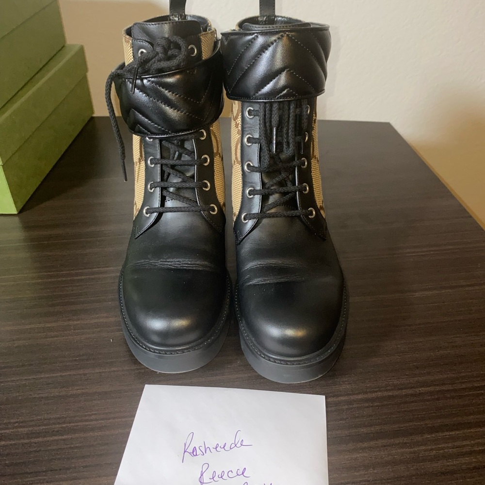 Black and Tan leather Gucci Lace-Up Boots